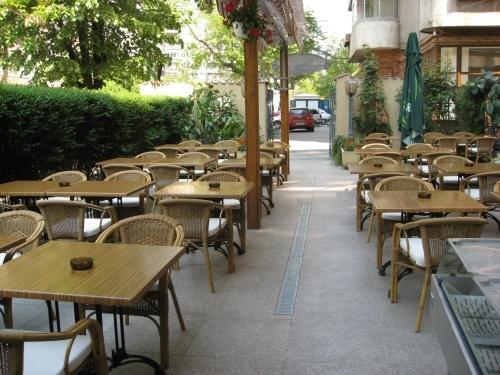 בוקרשט Hotel Irisa מראה חיצוני תמונה